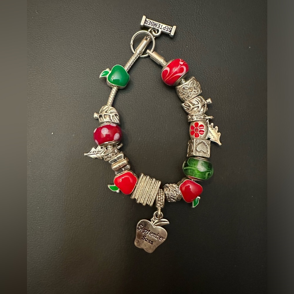 Willabee And Ward “ September Sass” Charm Bracelet Size 8”